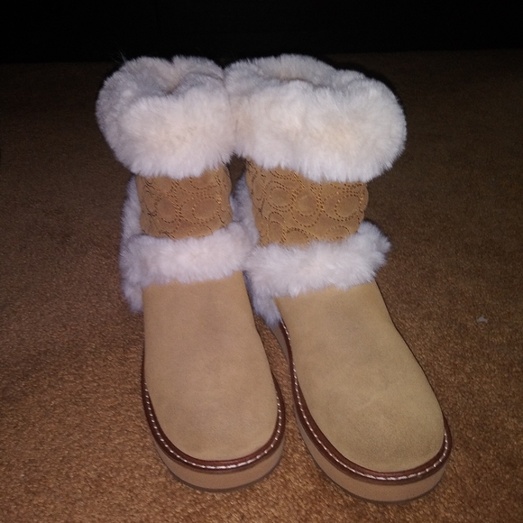 Coach Boots barely worn - Picture 3 of 3